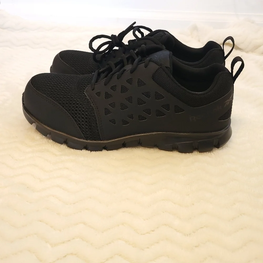 NWT Reebok Womens Sublite Cushion Athletic Work Shoe Black Size 9.5W